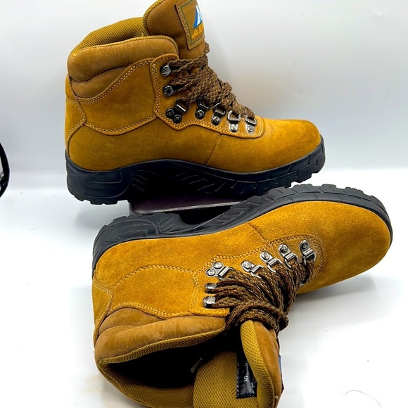 MT Everest Brown Summer Suade shoes size 8 for women or size 6 for men - Picture 5 of 8